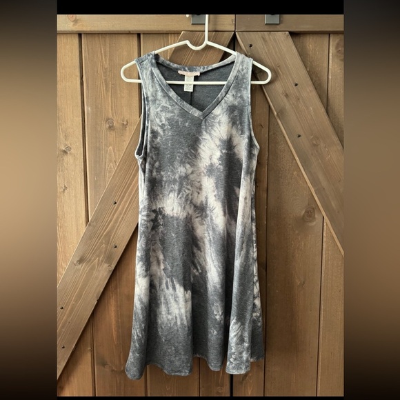 Sweet Adeline Grey White Tie Dye Side Pockets Midi Dress• Medium - Picture 1 of 7